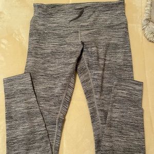 Lululemon wu leggings size 8 heathered grey!
